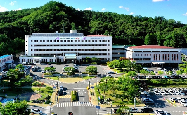 ▲ 제천시 청사 전경.ⓒ제천시