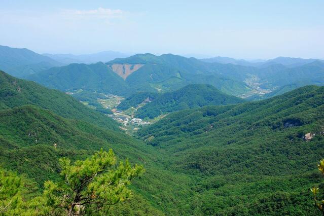 ▲ 입석리 마을에서 안부까지 이어진 계곡 .ⓒ진경수 山 애호가