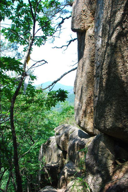 ▲ 암벽 트래버스 구간.ⓒ진경수 山 애호가