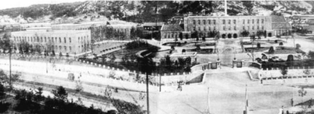 ▲ 해방직후 대학로 동숭동에 있던 경성제국대학 모습, 1946년 미군정이 국립종합대학으로 만들어 서울대학교가 된다.