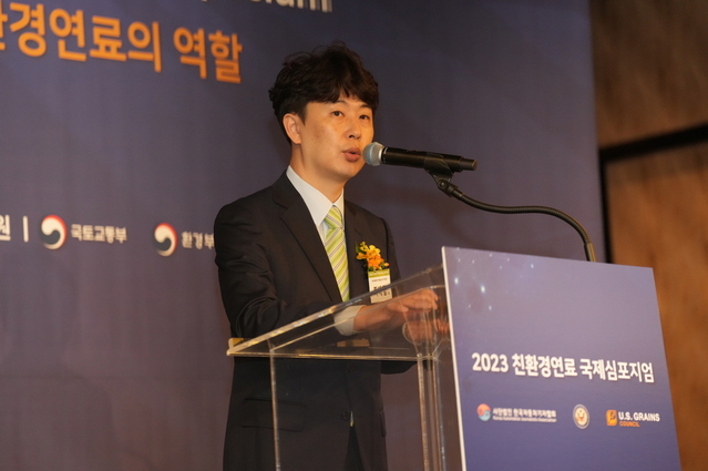 ▲ 최대열 한국자동차기자협회 회장이 개회사를 하는 모습. 
 ⓒ한국자동차기자협회