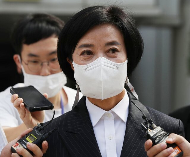 ▲ 이정근 전 더불어민주당 사무부총장이 지난해 9월30일 오후 영장실질심사를 마친 뒤 서울 서초구 서울중앙지방법원을 나서고 있다. ⓒ뉴시스