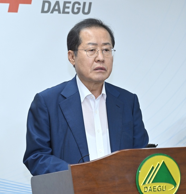 ▲ 홍준표 시장은  “수해로 상처입은 국민과 당원동지 여러분에게 심려를 끼쳐 드린점 다시한번 사과드린다”고 말했다.ⓒ대구시