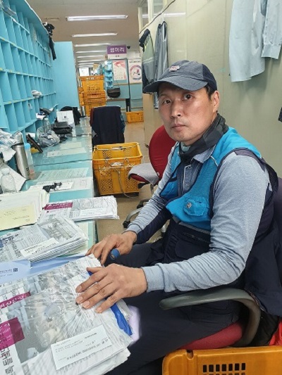 ▲ 대전둔산우체국 김경태 집배원.ⓒ대전우정청