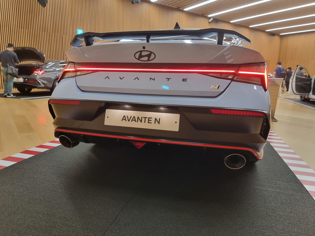 ▲ 아반떼 N의 후면부 모습 ⓒ뉴데일리 김성현 기자