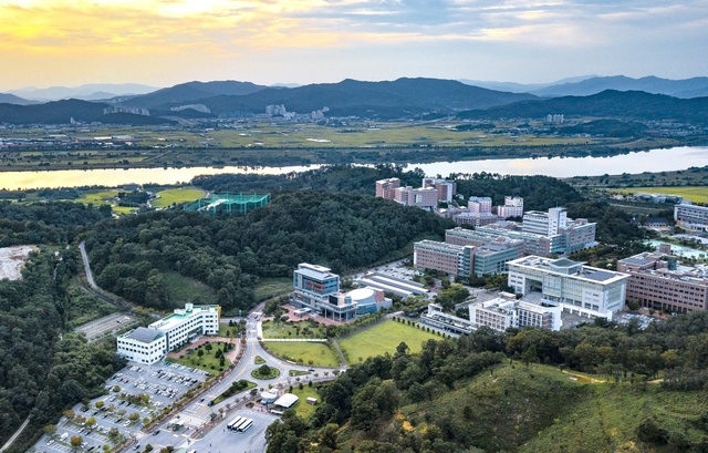 ▲ 국립금오공과대학교(총장 곽호상)가 ‘2023 스마트제조 고급인력 양성사업’에 선정됐다.ⓒ금오공대