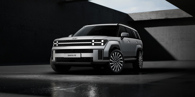 ▲ 최근 디자인이 공개된 신형 싼타페 모습. ⓒ현대차