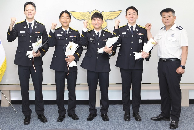 ▲ 화재 전술 분야 ‘전국 1위’를 차지한 대전소방본부 소속 소방장, 박범현, 김현민, 김수현, 이승원 소방관은 1계급 특별승진했다.ⓒ대전소방본부