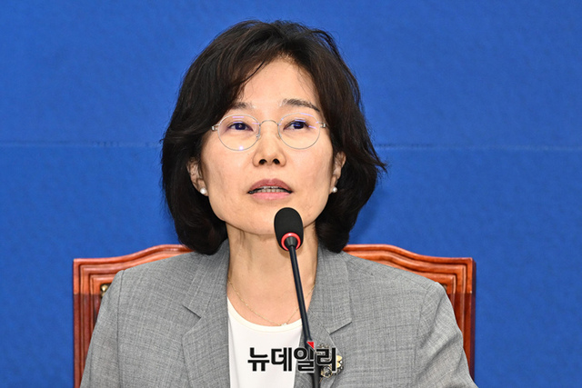 ▲ [노인투표권 제한론]을 들고 나온 김은경 민주당 혁신위원장ⓒ뉴데일리 이종현 기자