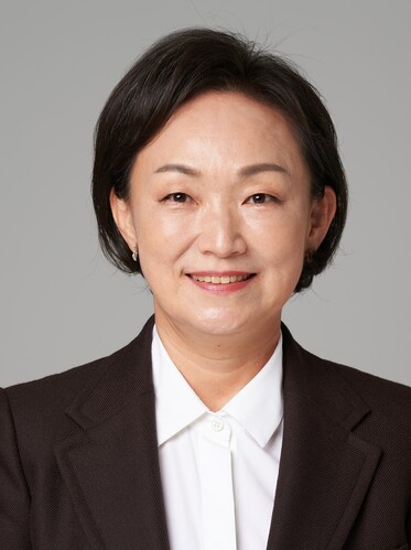 ▲ 한무경 국회의원(국민의힘, 산업통상자원중소벤처기업위원회)은 8일 법률소비자연맹이 선정하는 ‘대한민국 헌정대상’을 수상했다.ⓒ한무경 의원실