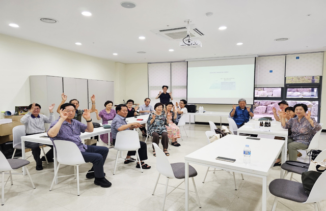 ▲ 대구한의대학교(총장 변창훈) 동의한방촌사업단이 최근 운영하는 한방건강 행복대학은 ‘하계 웰리스 체험 및 특강’을 열었다.ⓒ대구한의대