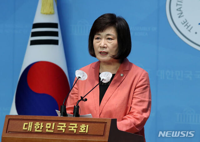 ▲ 정경희 국민의힘 여가위 간사가 13일 오후 서울 여의도 국회 소통관에서 새만금 잼버리 준비 부실 관련 기자회견을 하고 있다. ⓒ뉴시스