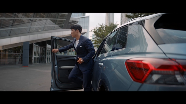 ▲ 아우디코리아가 황희찬 선수와 'Q4 e-트론' 브랜드 캠페인을 전개한다. ⓒ아우디코리아