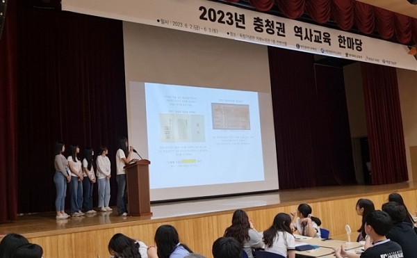 ▲ 충청권 4개 시도교육청이 '충청권 역사교육 한마당'과 연계한 광복절 도슨트 활동을 광복절인 8월 15일에 독립기념관에서 진행하고 16일부터 19일까지 일본 독립운동사적지 답사에 나선다.ⓒ대전시교육청
