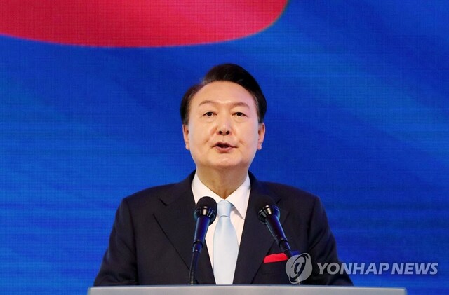 ▲ 윤석열 대통령이 15일 서울 서대문구 이화여대 대강당에서 열린 제78주년 광복절 경축식에서 경축사를 하고 있다. 2023.8.15 [대통령실통신사진기자단] ⓒ연합뉴스