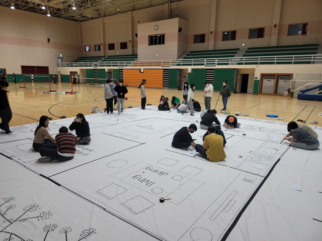 ▲ 건축학부 수업 1대1 스케일 도면그리기 모습.ⓒ금오공대