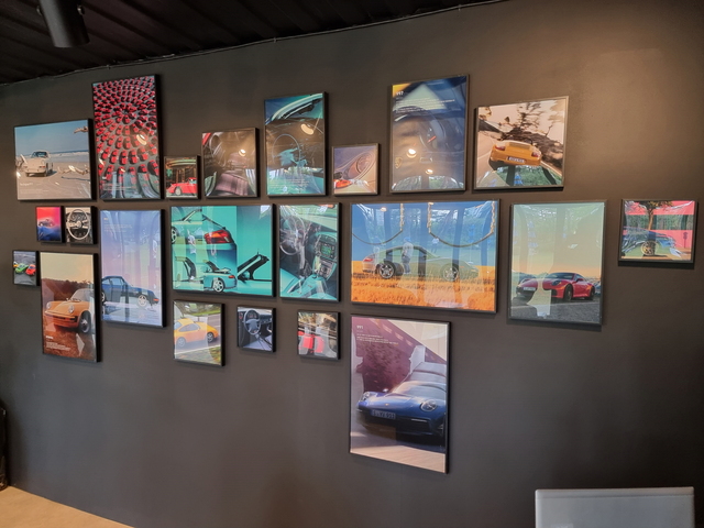 ▲ 헤리티지 월에서는 8세대까지 출시된 911의 60년 역사를 한눈에 볼 수있다 ⓒ뉴데일리 김성현 기자