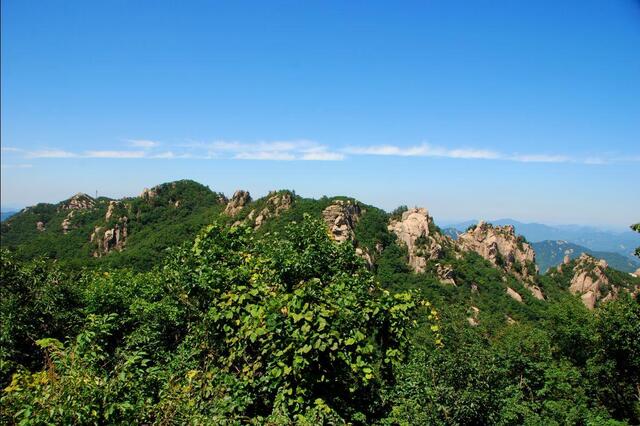 ▲ 신선대 조망 바위에서 바라본 칠형제 바위 .ⓒ진경수 山 애호가