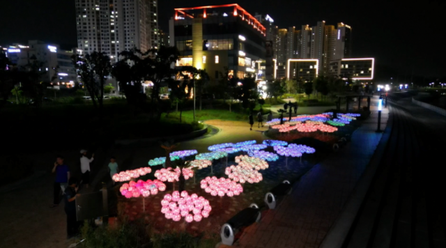 ▲ 전남 여수시 웅천해변공원 LED 수국꽃 정원. ⓒ세강엘이디