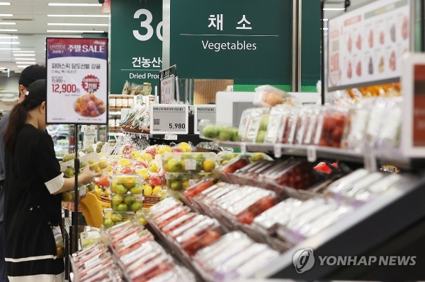 ▲ 식료품 물가지수가 역대 최고치를 기록하며 소비자들의 물가 부담을 증명했다.ⓒ연합뉴스