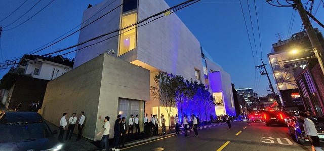 ▲ 6일 오후 '신세계x프리즈 서울' VIP 행사가 열린 분더샵 청담.ⓒ강필성 기자