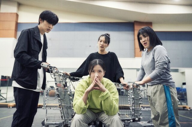 ▲ 뮤지컬 '쇼맨_어느 독재자의 네 번째 대역배우' 연습 현장.ⓒ국립정동극장