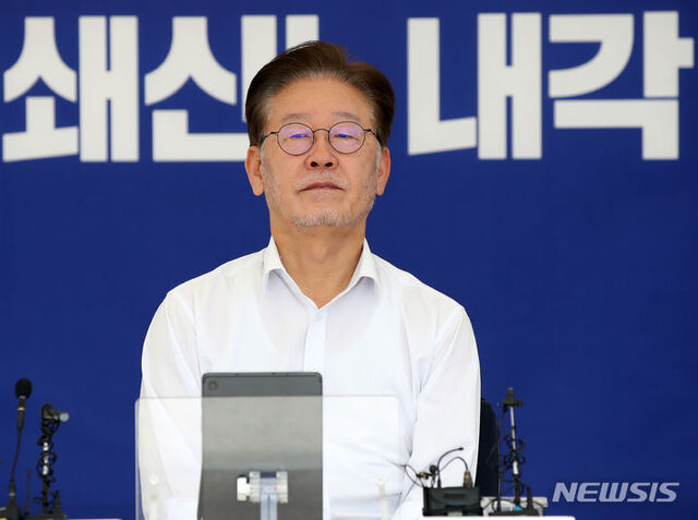 ▲ 이재명 더불어민주당 대표가 10일 오전 서울 여의도 국회 본청 앞 단식투쟁천막에서 단식투쟁 11일차를 이어가고 있다. ⓒ뉴시스