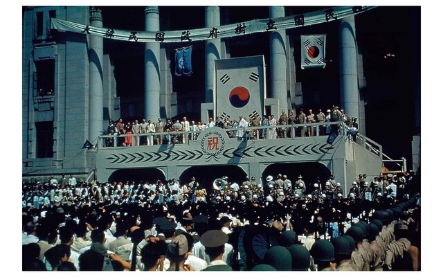 ▲ 1948년 대한민국 정부 수립 경축식. ⓒ이승만대통령 기념재단