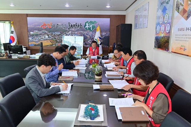 ▲ 봉화군은 11일부터 본청 및 직속기관과 사업소를 대상으로 2024년 군정주요업무 보고를 가졌다.ⓒ봉화군