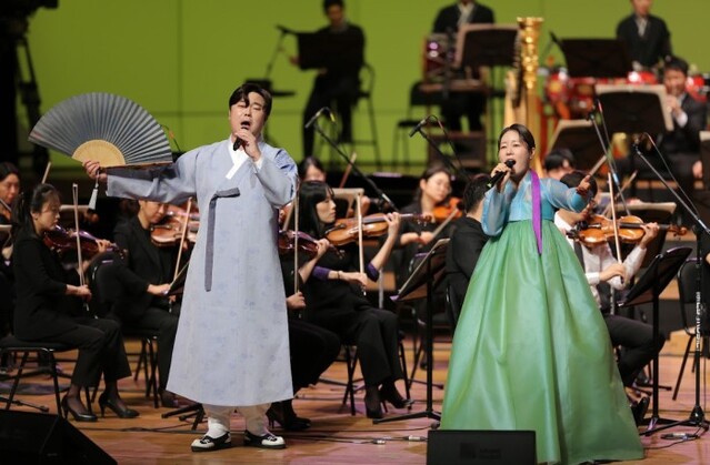 ▲ 지난 15일 한국소리문화의전당 모악당에서 열린 '2023 전주세계소리축제' 개막 공연.ⓒ전주세계소리축제