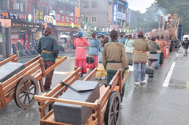 ▲ 웅진성 퍼레이드 모습.ⓒ공주시