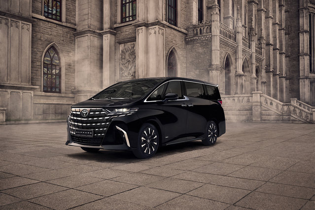 ▲ 토요타가 18일 프리미엄 미니밴 알파드를 국내에 선보인다 ⓒ토요타코리아