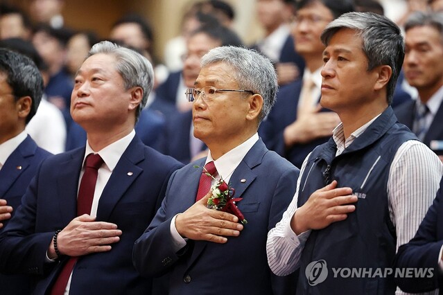 ▲ 20일 오전 전남 나주시 빛가람동 한국전력 본사에서 김동철 신임 사장 취임식이 열리고 있다.ⓒ연합뉴스