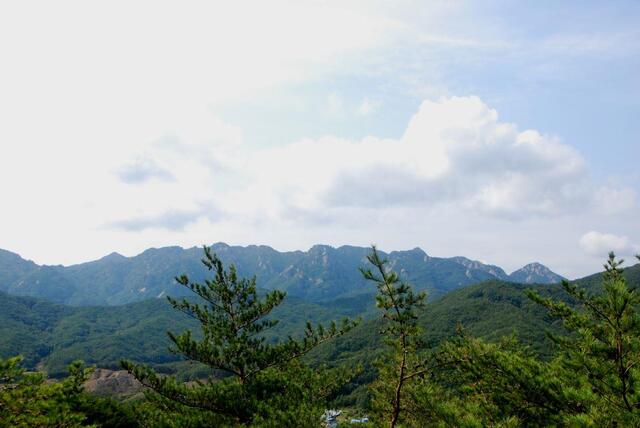 ▲ 제1조망점에서 바라본 속리산 산등성.ⓒ진경수 山 애호가