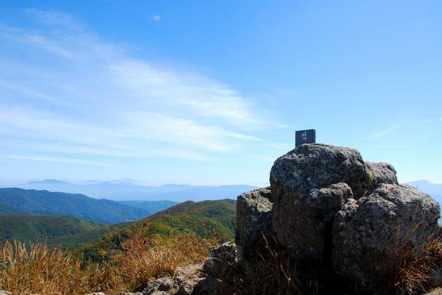 ▲ 석기봉 고스락.ⓒ진경수 山 애호가