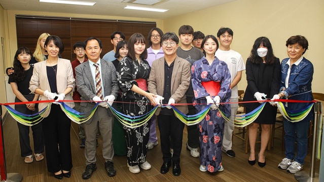 ▲ 대구대학교 일본어일본학과(학과장 김봉정)가 일본 전통식 바닥재인 다다미를 갖춘 ‘일본전통문화실습실’을 개소했다.ⓒ대구대