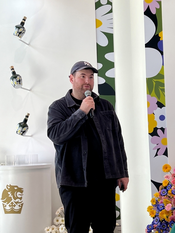 ▲ 영국 패션디자이너 리차드 퀸이 '로얄살루트 21년 리차드 퀸 에디션 2' 론칭행사에 참석했다.ⓒ최신혜 기자