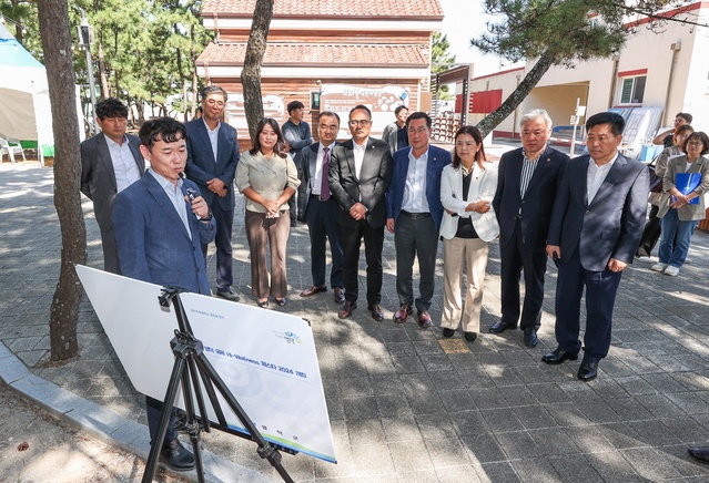 ▲ 경상북도의회 예산결산특별위원회(위원장 황재철)는 10월 5일에서 6일 양일간 포항, 영덕 일원에서 제12대 제2기 예결특위 구성 이후 첫 현지 의정활동을 시작했다.ⓒ경북도의회