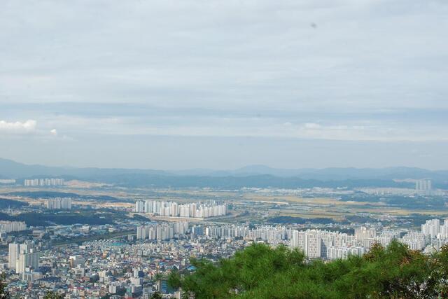 ▲ 우암정에서 바라본 청주시 전경.ⓒ진경수 山 애호가
