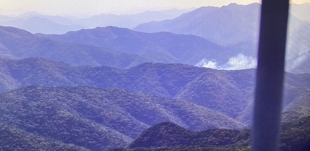 ▲ 헬기에서 촬영한 보은 산불 현장.ⓒ산림청