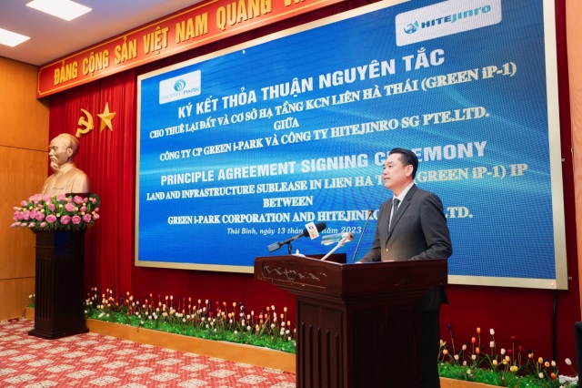 ▲ 계약 체결에 앞서 김인규 하이트진로 대표이사가 인사말을 전하고 있다.ⓒ하이트진로