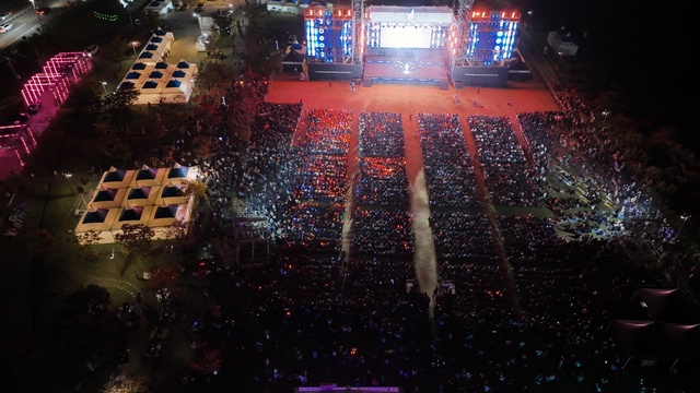▲ ‘제10회 낙동강세계평화 문화대축전’과‘제14회 낙동강지구전투 전승행사’행사에서 역대 최다인 35만여 명이 방문한 가운데 성황리에 막을 내렸다.ⓒ칠곡군