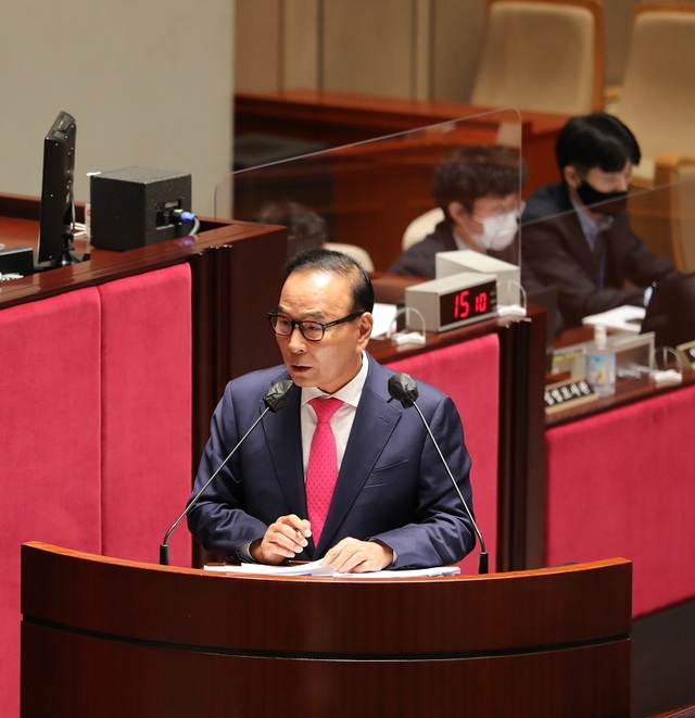 ▲ 국회 정보위원장인 박덕흠 의원.ⓒ박덕흠 의원실