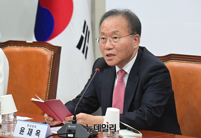▲ 윤재옥 국민의힘 원내대표가 지난 19일 국회에서 열린 최고위원회에 참석해 모두발언을 하고 있다.ⓒ이종현 기자