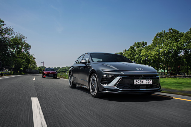 ▲ 국내 LPG 승용 차종 중 올해 1월~9월까지 가장 판매량이 많은 현대차 쏘나타의 주행 모습 ⓒ현대자동차그룹