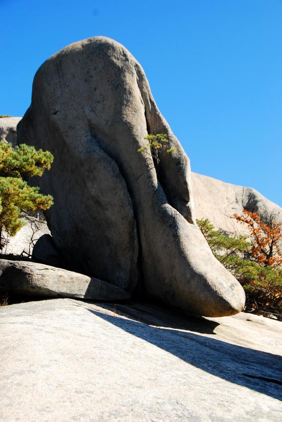 ▲ 삼형제 바위 중 코끼리바위.ⓒ진경수 山 애호가