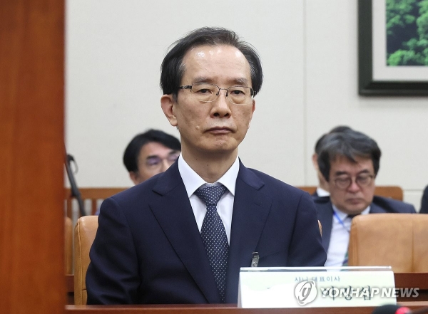 ▲ 이강섭 샤니 대표이사가 10월 12일 국회 환경노동위원회에서 열린 고용노동부에 대한 국정감사에 증인으로 출석했다.ⓒ연합뉴스