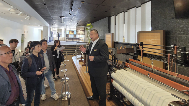 ▲ 쿠라가이케 기념관에서 동력직기 모습. ⓒ토요타