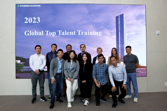 ▲ 현대엘리베이터가 지난 24~27일 해외법인 우수 직원들을 한국 본사로 초청했다. ⓒ현대엘리베이터