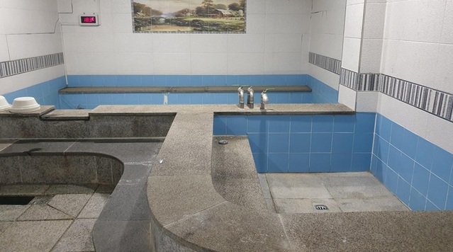 ▲ 육군항공학교 복지관 내 목욕탕.ⓒ논산시